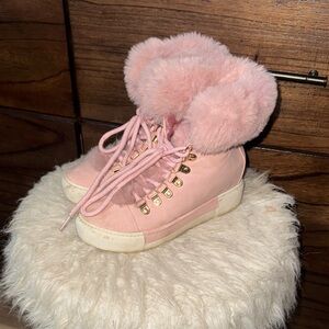 Liliana Blush Fur-Lined Sneakers